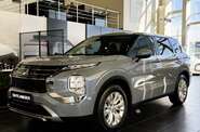 Mitsubishi Outlander - фото 2