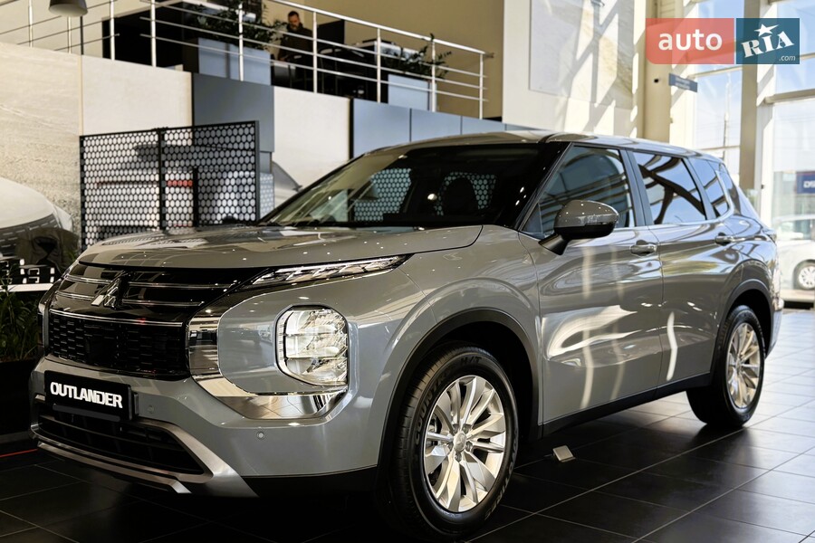 Mitsubishi Outlander - фото 2