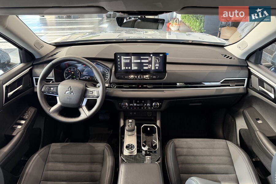 Mitsubishi Outlander - фото 24