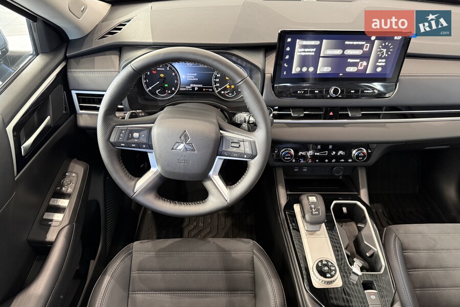 Mitsubishi Outlander - фото 26