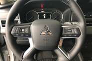 Mitsubishi Outlander Intense