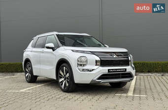 Mitsubishi Outlander 2025 в Чернівці