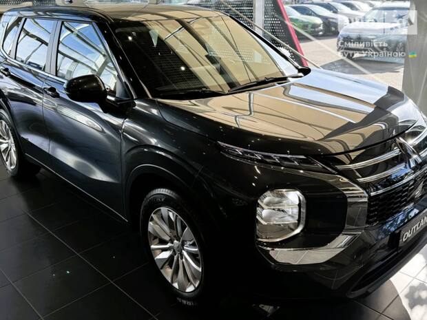 Mitsubishi Outlander 2025