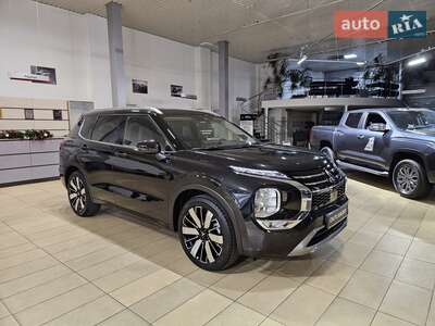 Mitsubishi Outlander 2025 Ultimate