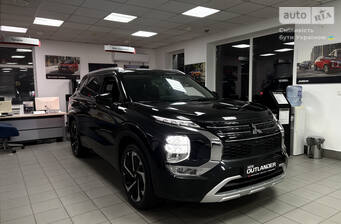 Mitsubishi Outlander 2025 Ultimate