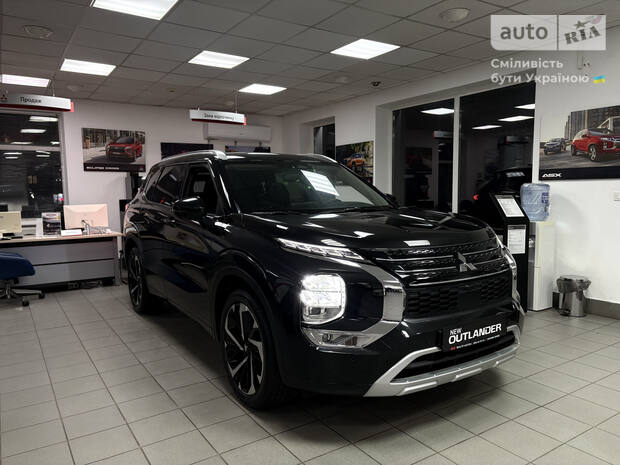 Mitsubishi Outlander 2025