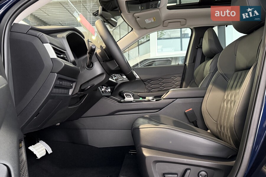 Mitsubishi Outlander - фото 11