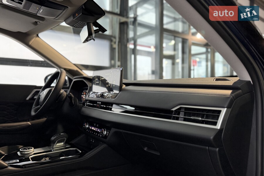 Mitsubishi Outlander - фото 20