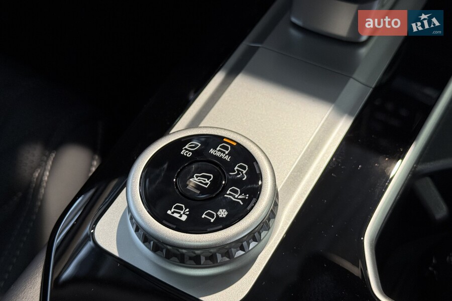 Mitsubishi Outlander - фото 22