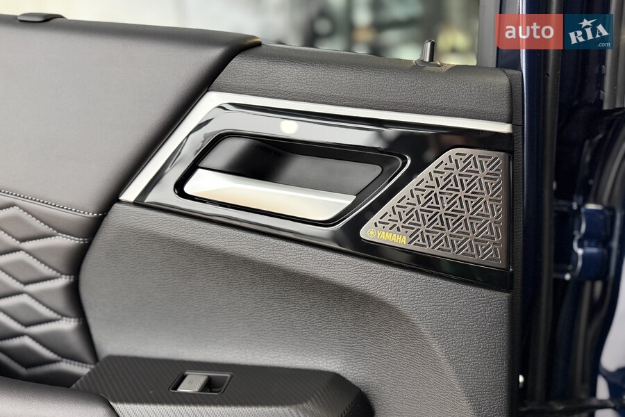 Mitsubishi Outlander - фото 26