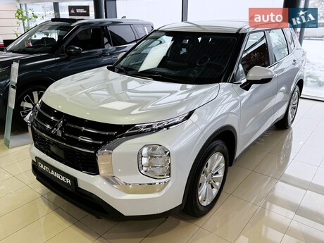Mitsubishi Outlander 2025