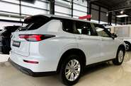 Mitsubishi Outlander - фото 7