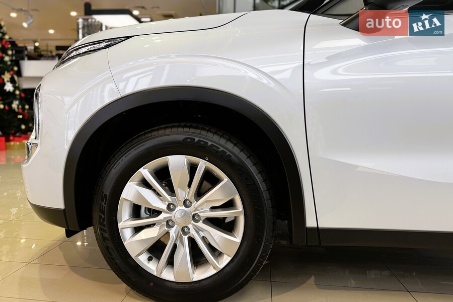 Mitsubishi Outlander - фото 9