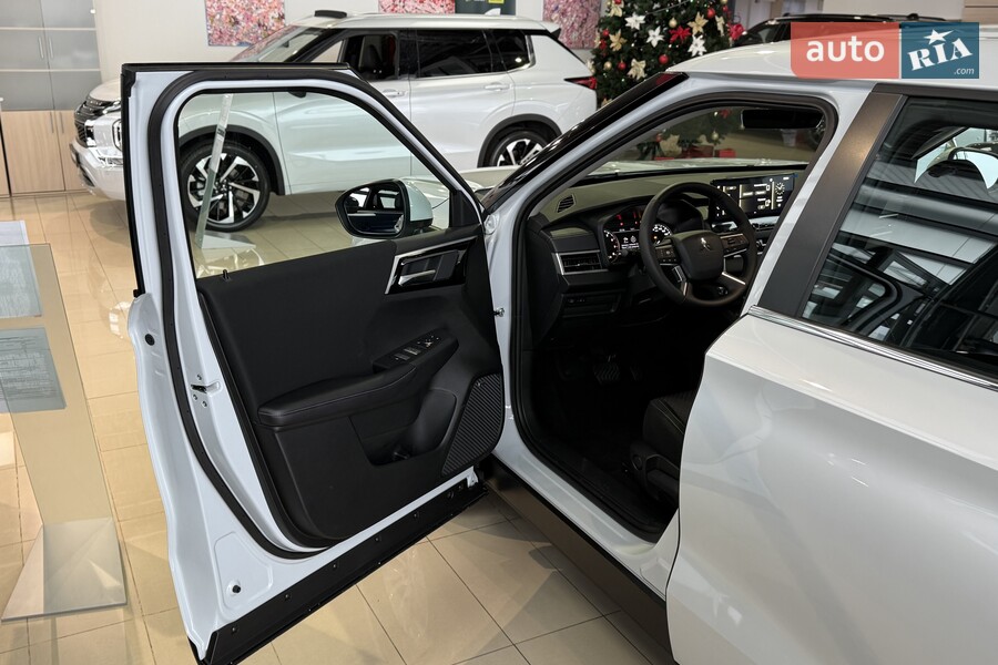 Mitsubishi Outlander - фото 8