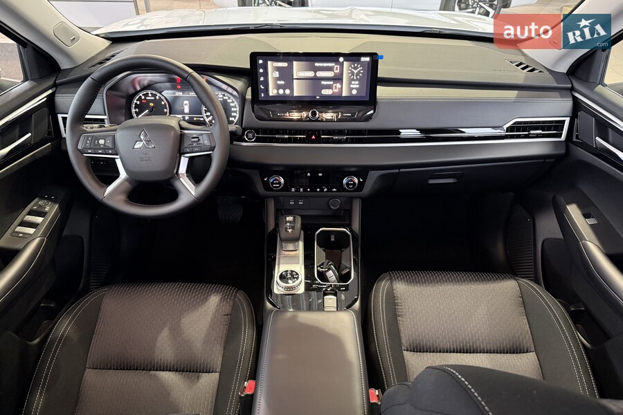 Mitsubishi Outlander - фото 21