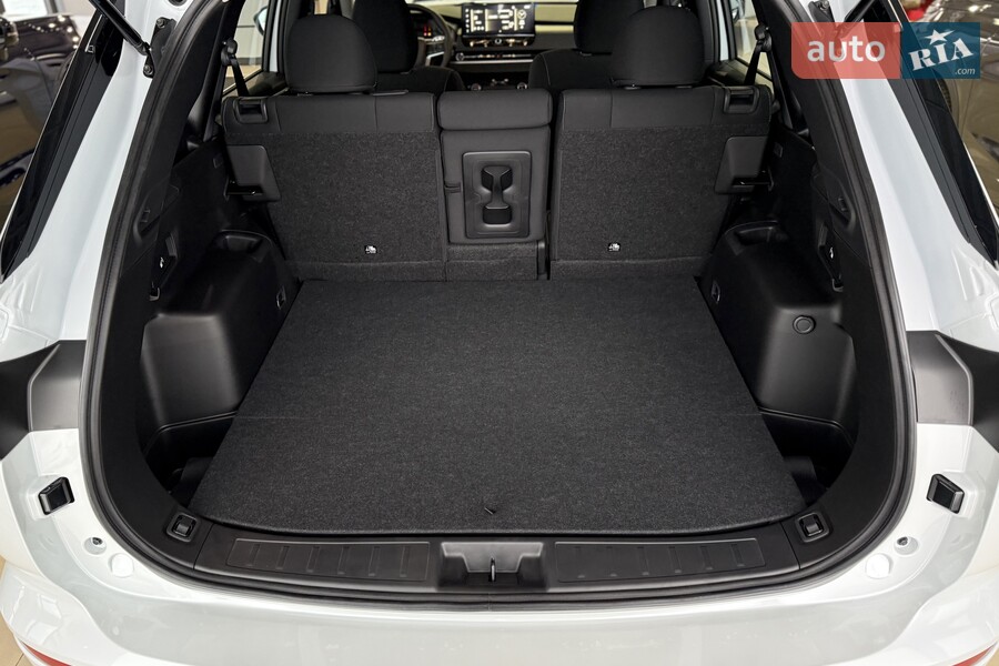 Mitsubishi Outlander - фото 11