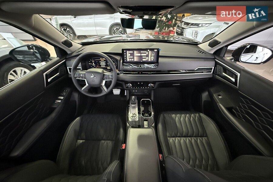 Mitsubishi Outlander - фото 13