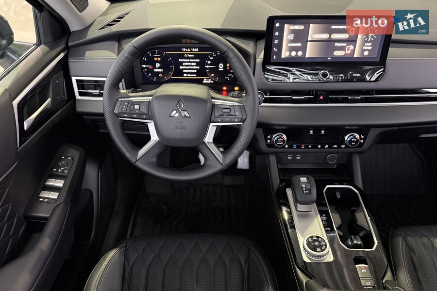 Mitsubishi Outlander - фото 16