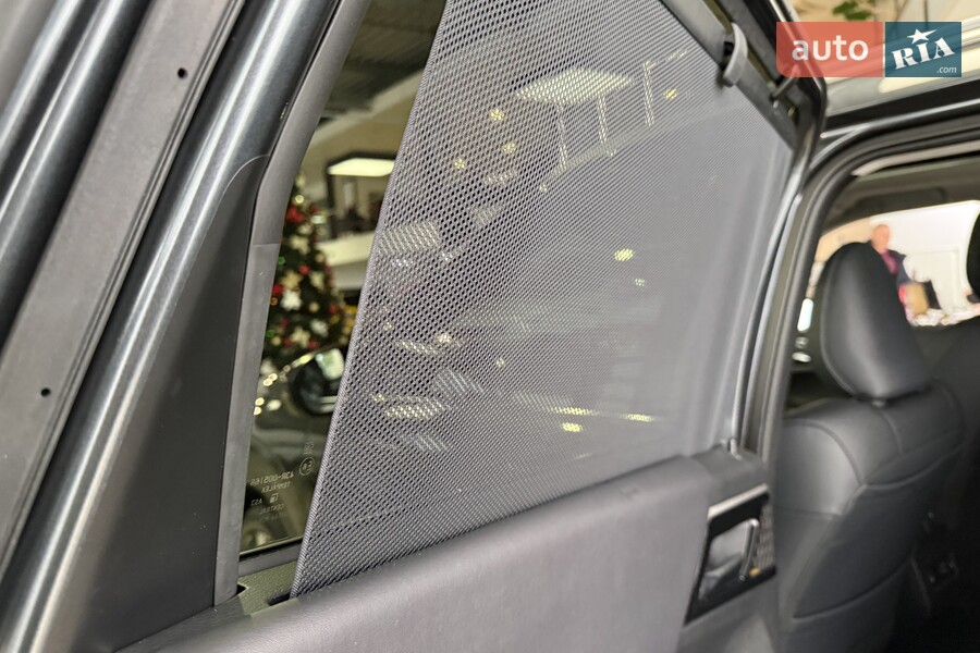 Mitsubishi Outlander - фото 23