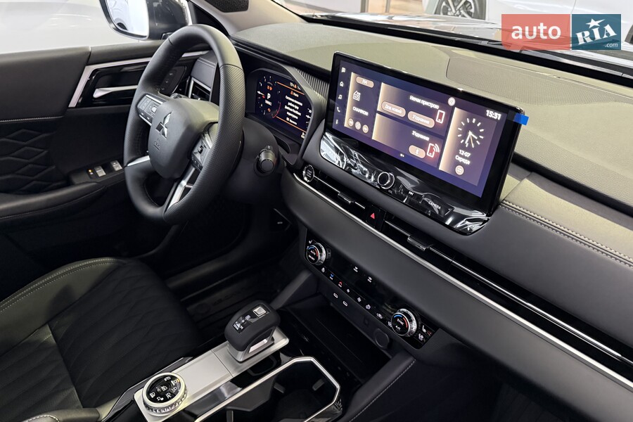 Mitsubishi Outlander - фото 28