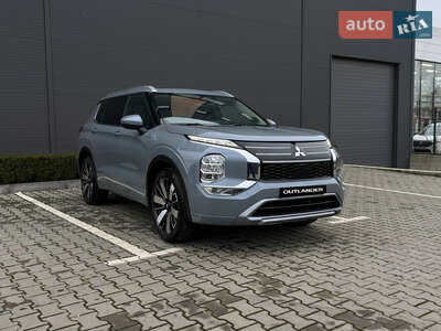 Mitsubishi Outlander 2025 Ultimate