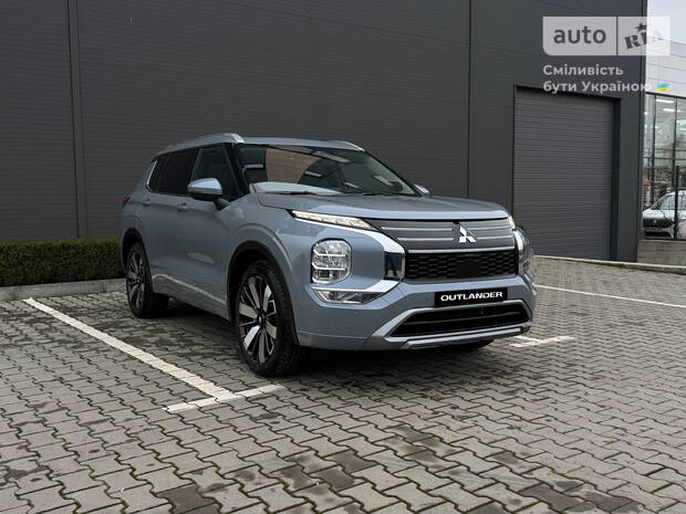 Mitsubishi Outlander 2025