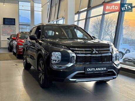 Mitsubishi Outlander 2025