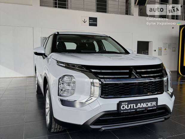 Mitsubishi Outlander 2025