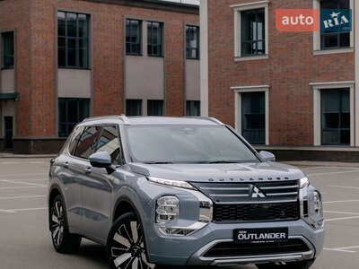 Mitsubishi Outlander 2025 Ultimate