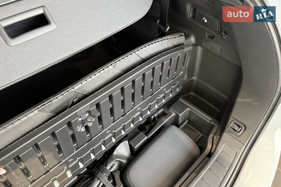 Mitsubishi Outlander - фото 18