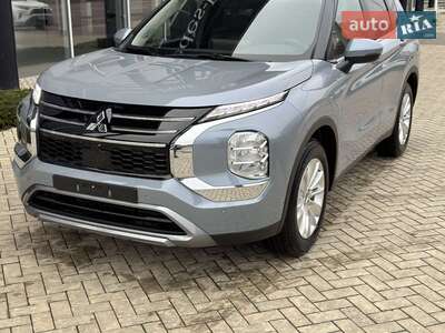 Mitsubishi Outlander 2025 Intense