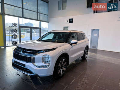 Mitsubishi Outlander 2025 Ultimate