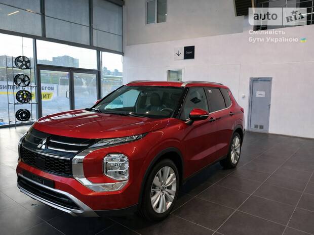 Mitsubishi Outlander 2025