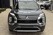Mitsubishi Outlander - фото 1