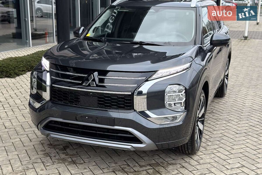 Mitsubishi Outlander - фото 18