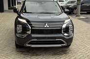 Mitsubishi Outlander - фото 2