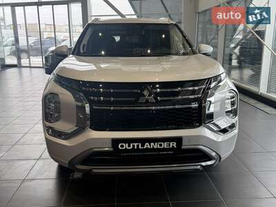 Mitsubishi Outlander 2025 Ultimate