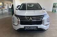 Mitsubishi Outlander Business