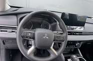 Mitsubishi Outlander Business