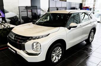 Mitsubishi Outlander 2025 Business