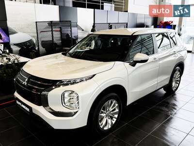 Mitsubishi Outlander 2025 Business