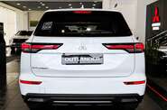 Mitsubishi Outlander - фото 5
