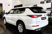 Mitsubishi Outlander - фото 6