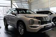 Mitsubishi Outlander - фото 2