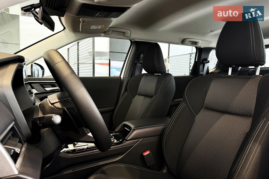 Mitsubishi Outlander - фото 14