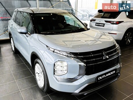 Mitsubishi Outlander 2025