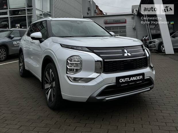 Кроссовер Mitsubishi Outlander 2025 в Полтава