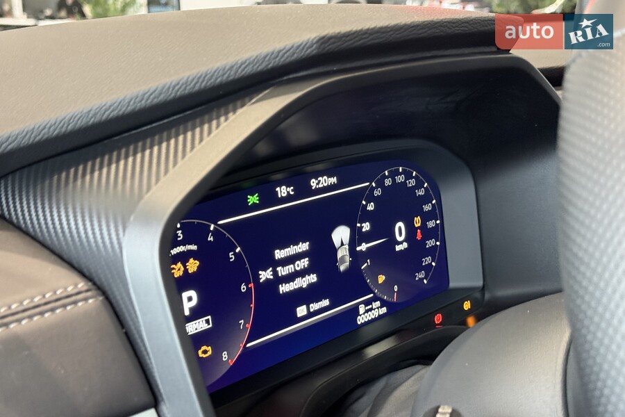 Mitsubishi Outlander - фото 16