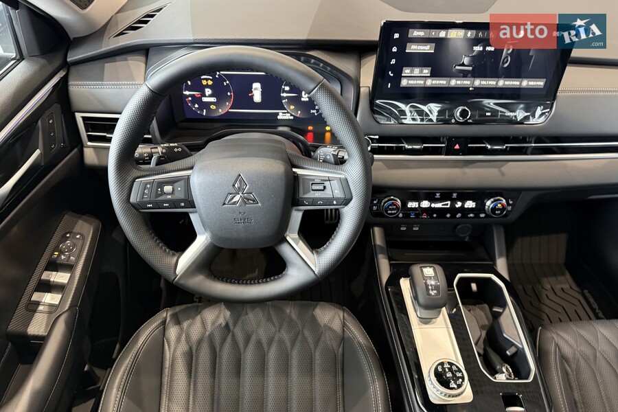 Mitsubishi Outlander - фото 23