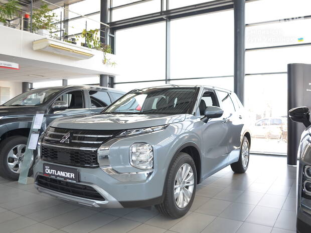 Mitsubishi Outlander 2025
